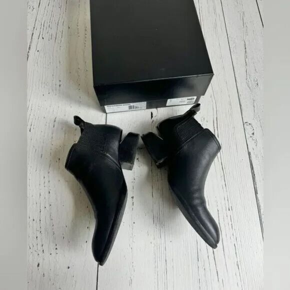 Alexander Wang - Kori Tumbled Leather Booties - Picture 2 of 8